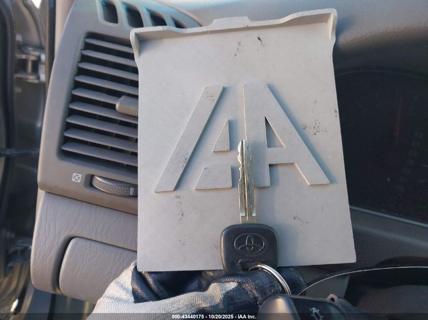 2005 Toyota Camry Le VIN: 4T1BE32K35U394728 Lot: 43440175