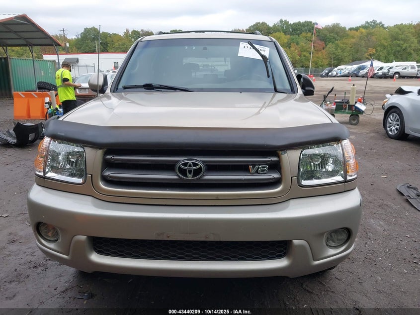 2004 Toyota Sequoia Sr5 V8 VIN: 5TDBT44A64S216318 Lot: 43440209