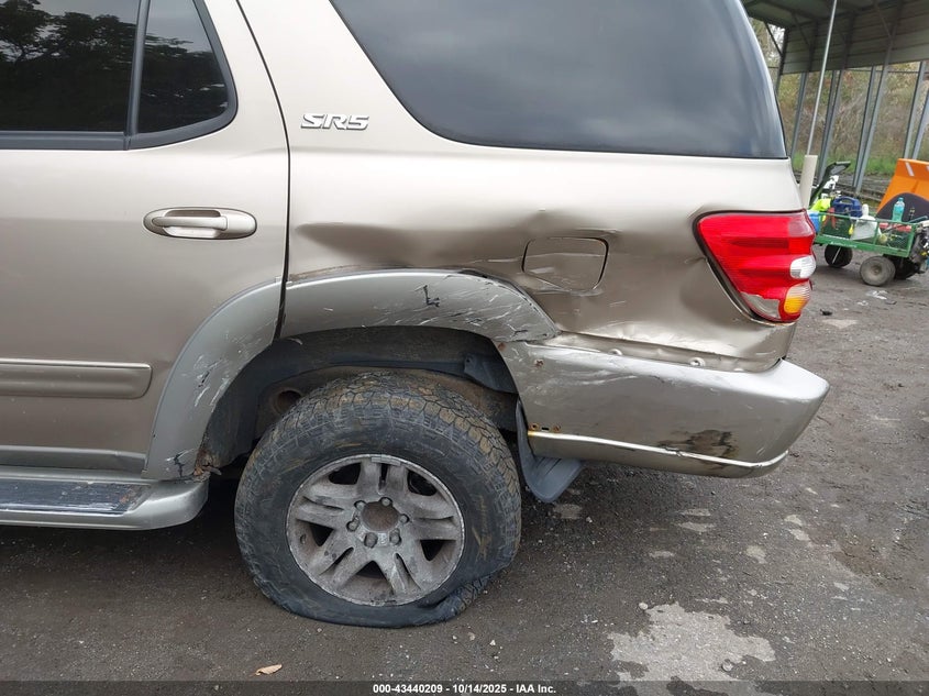 2004 Toyota Sequoia Sr5 V8 VIN: 5TDBT44A64S216318 Lot: 43440209