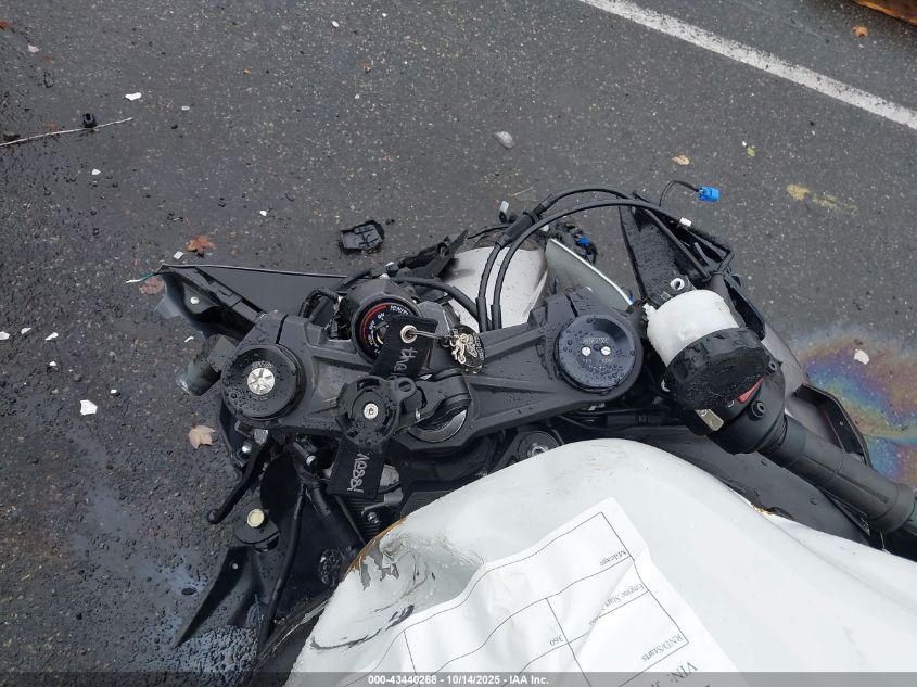 2024 Kawasaki Zx636 K VIN: JKBZXJK1XRA003886 Lot: 43440268