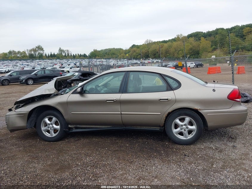 2004 Ford Taurus Ses VIN: 1FAFP55U44G118666 Lot: 43440273