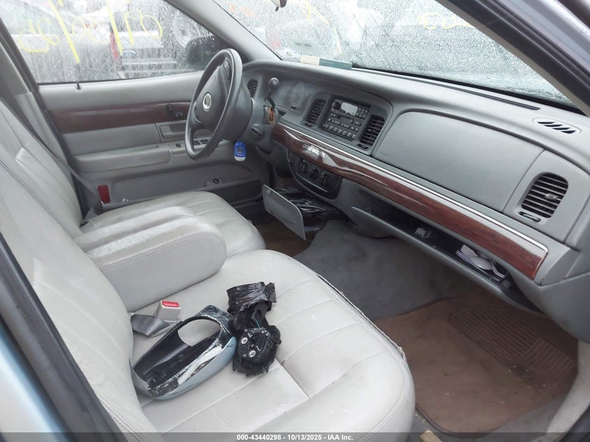 2MEFM74W43X683752 2003 MERCURY GRAND MARQUIS photo no. 5