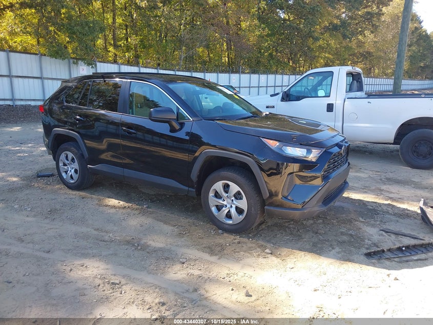 TOYOTA RAV4 LE