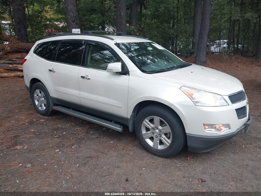 CHEVROLET TRAVERSE 2LT