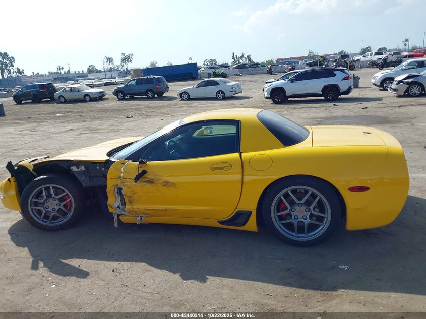 1G1YY12S115112691 2001 CHEVROLET CORVETTE photo no. 13