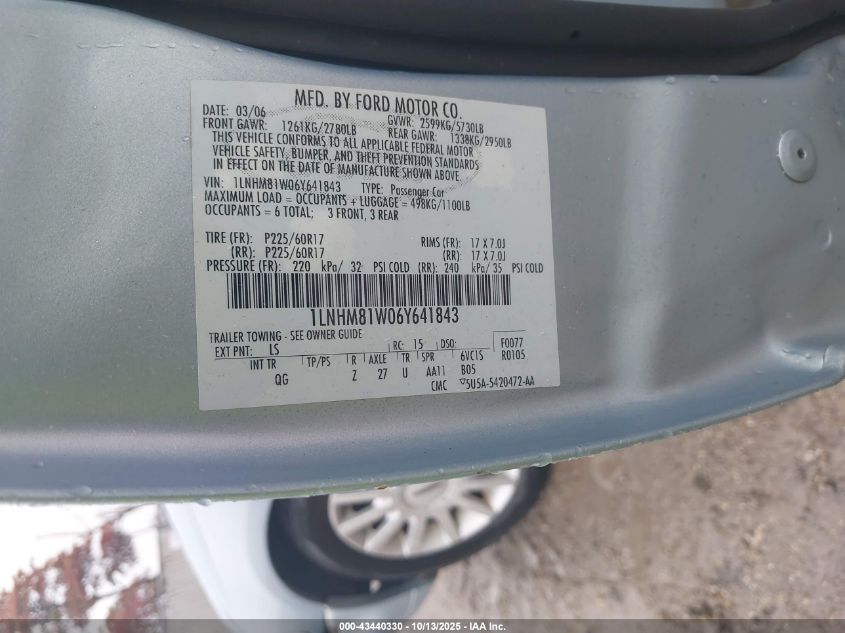 2006 Lincoln Town Car Signature VIN: 1LNHM81W06Y641843 Lot: 43440330