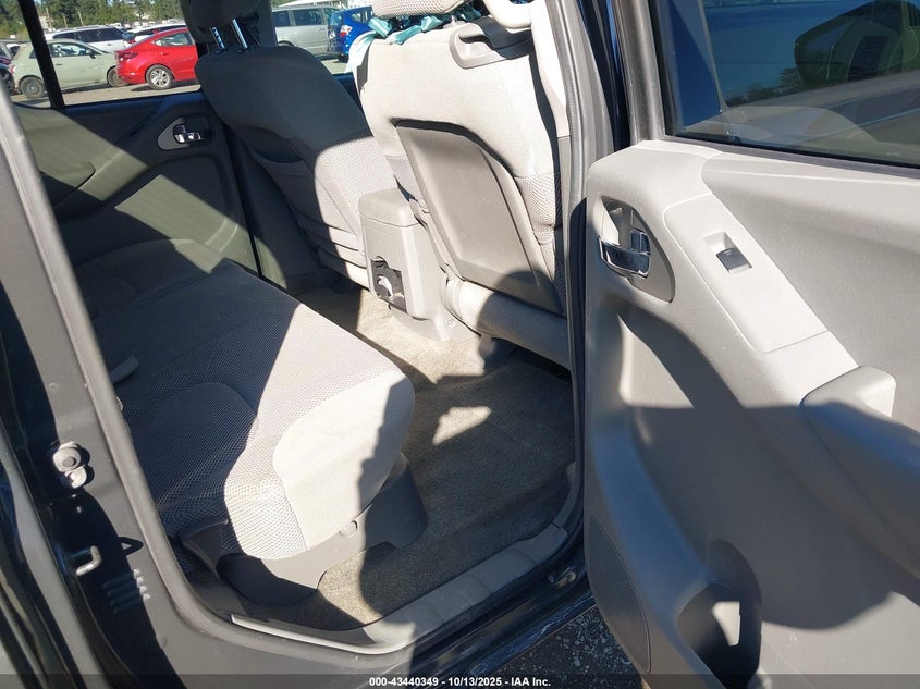 2010 Nissan Frontier Se VIN: 1N6AD0ER8AC435524 Lot: 43440349