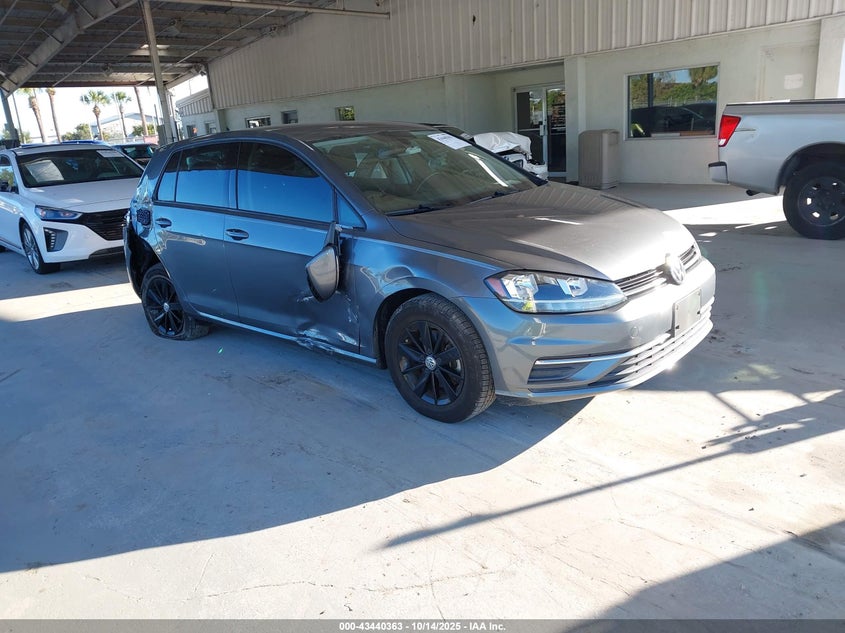 VOLKSWAGEN GOLF 1.4T S/1.4T SE