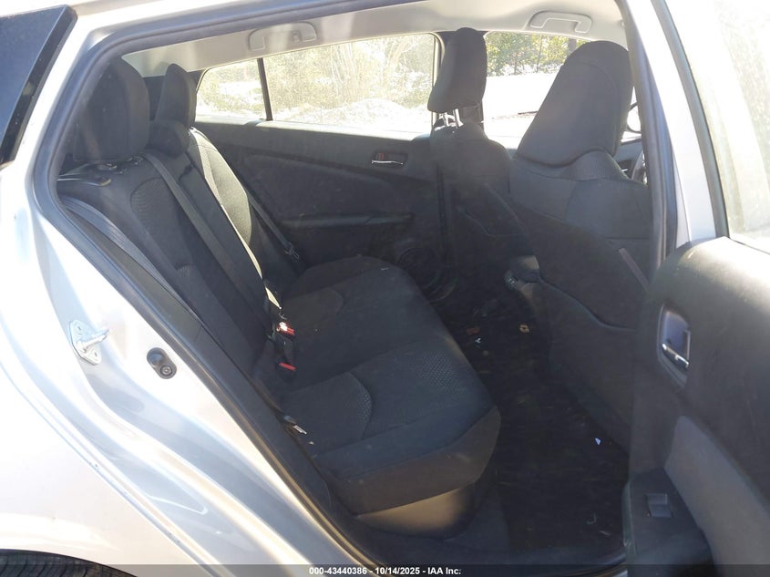 JTDKAMFU2M3152566 2021 TOYOTA PRIUS photo no. 8