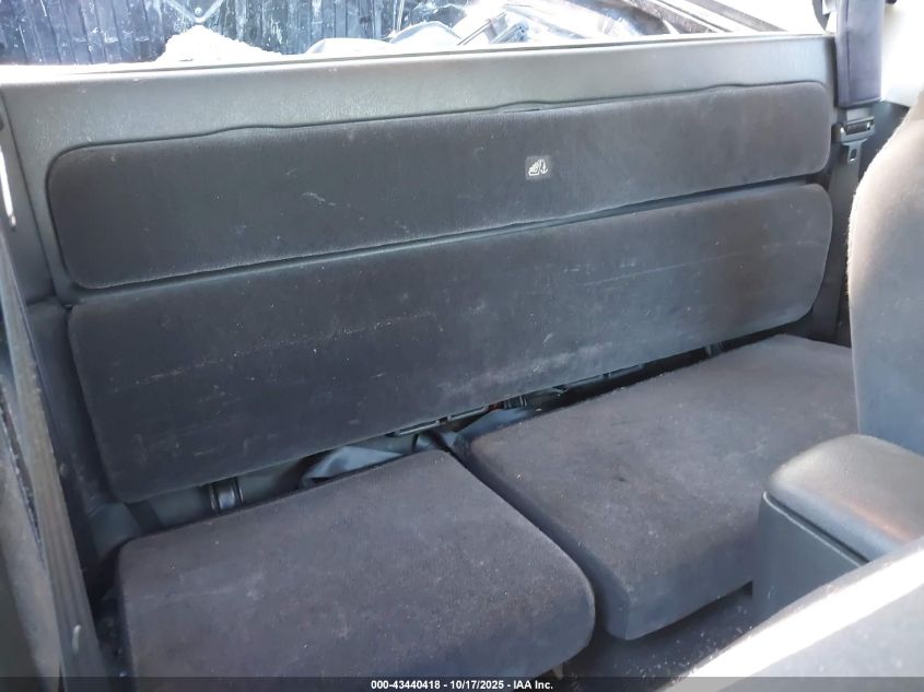 2002 Dodge Dakota Sport VIN: 1B7GL32Z82S650933 Lot: 43440418