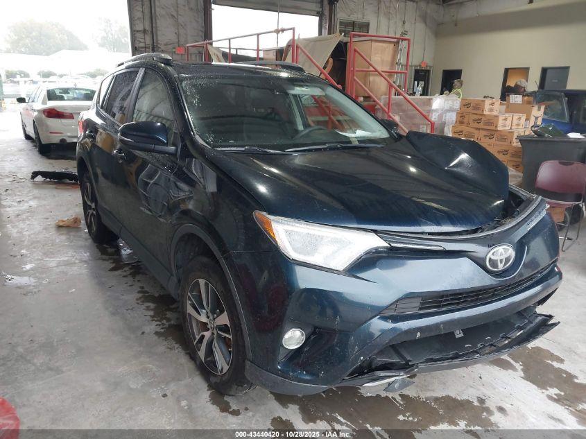 TOYOTA RAV4 XLE