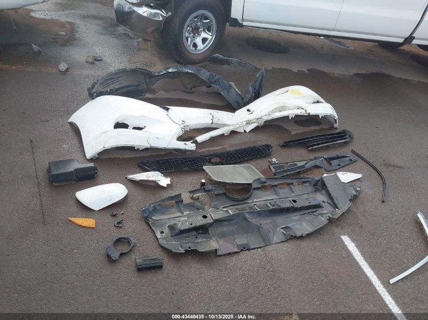 2011 Toyota Sienna Le V6/Le V6 Auto Access Seat VIN: 5TDKK3DC9BS086160 Lot: 43440439