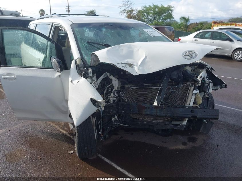 2011 Toyota Sienna Le V6/Le V6 Auto Access Seat VIN: 5TDKK3DC9BS086160 Lot: 43440439