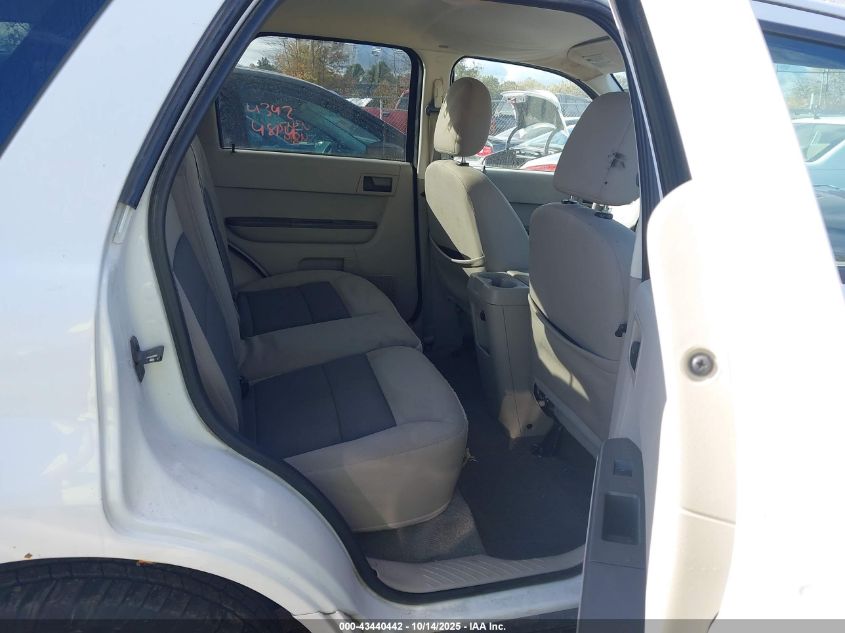 2008 Ford Escape Xlt VIN: 1FMCU93138KB58757 Lot: 43440442