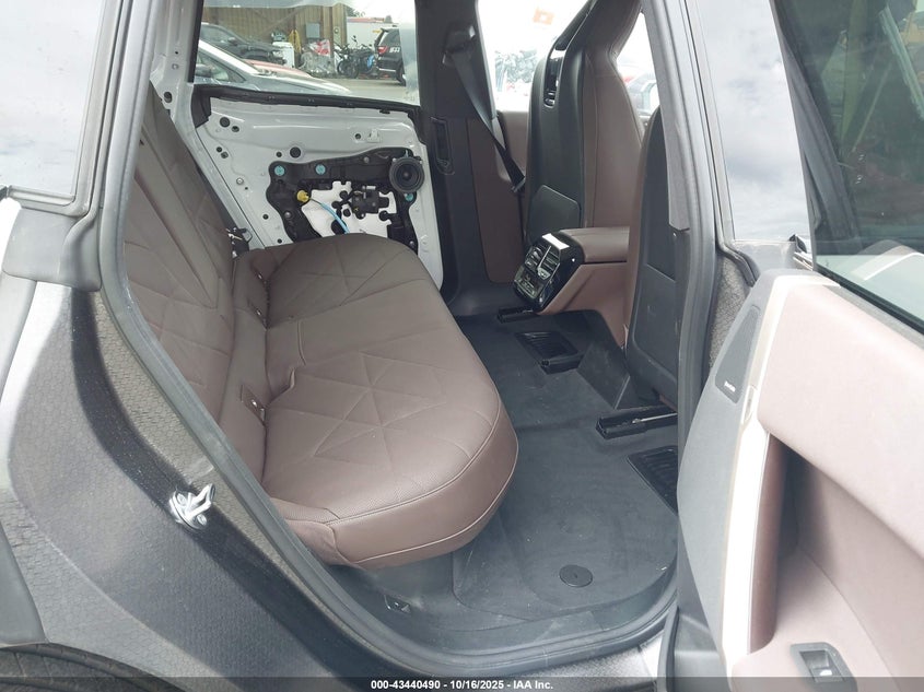 2024 BMW Ix xDrive50 VIN: WB523CF0XRCP23564 Lot: 43440490