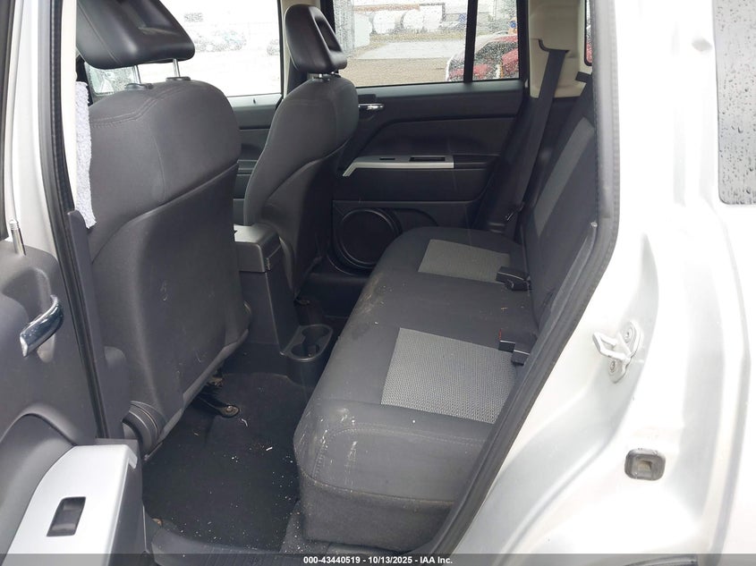 2008 Jeep Compass Sport VIN: 1J8FT47038D766719 Lot: 43440519