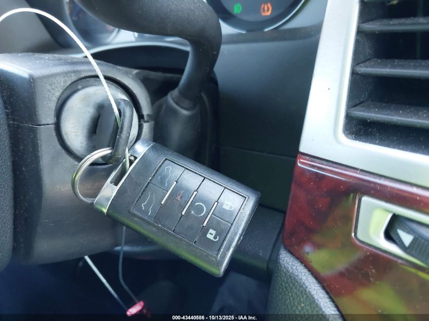 2007 Cadillac Escalade Standard VIN: 1GYEC63857R327155 Lot: 43440586