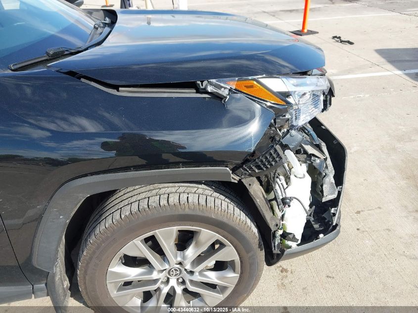 2022 Toyota Rav4 Xle Premium VIN: 2T3A1RFV3NW302247 Lot: 43440632