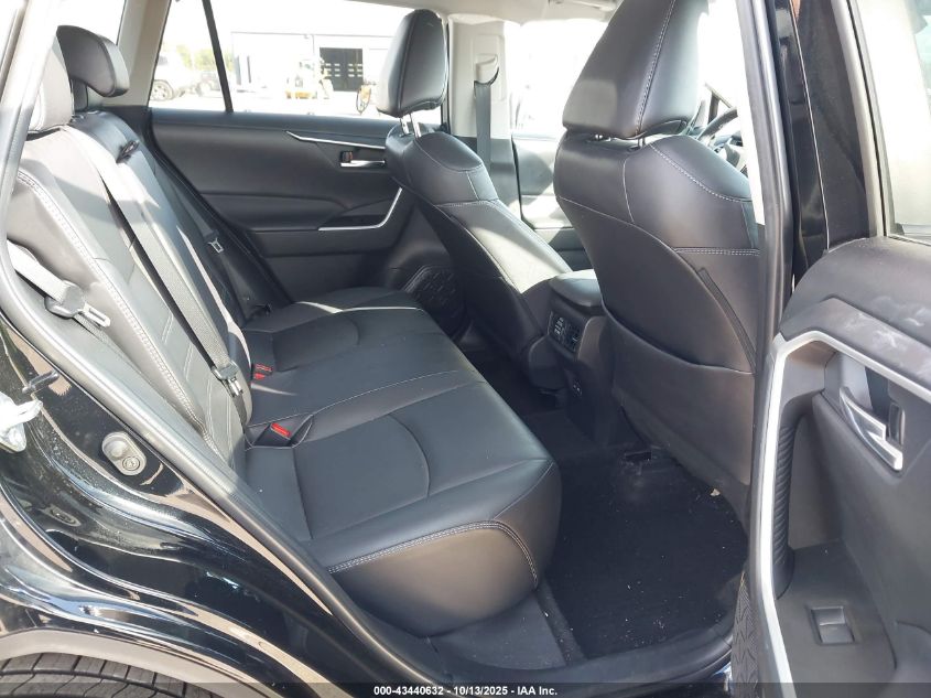 2022 Toyota Rav4 Xle Premium VIN: 2T3A1RFV3NW302247 Lot: 43440632