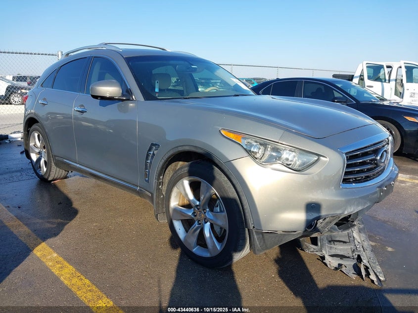 INFINITI FX50