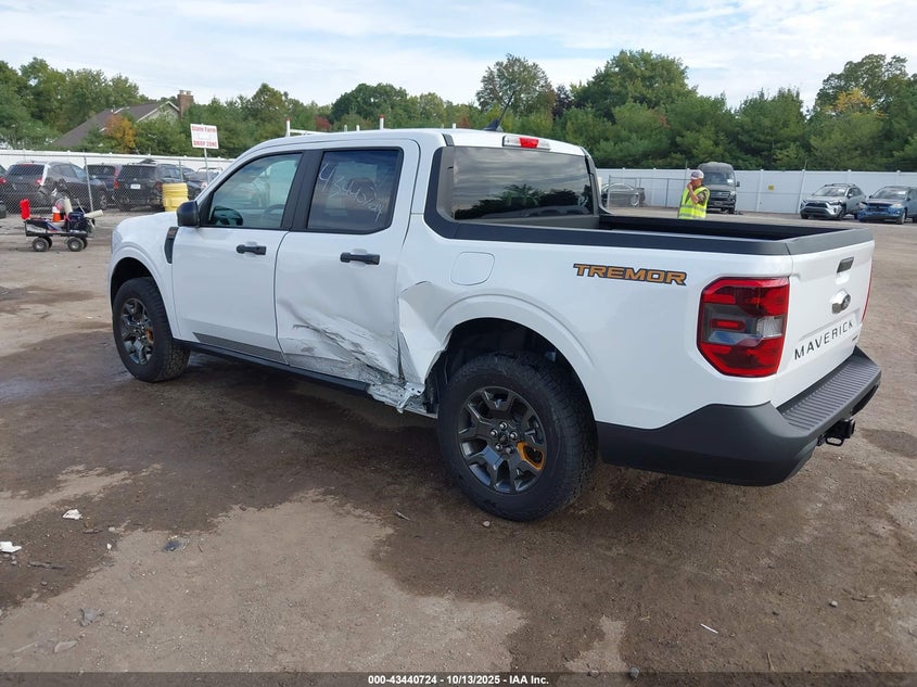 2024 Ford Maverick 2.0 Xlt White Lot 111043440724 Vin 3FTTW8C96RRB06129
