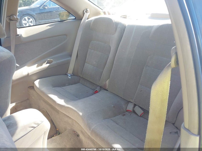 1HGCG2240XA005516 1999 HONDA ACCORD photo no. 8