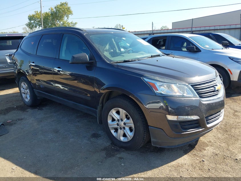 CHEVROLET TRAVERSE LS