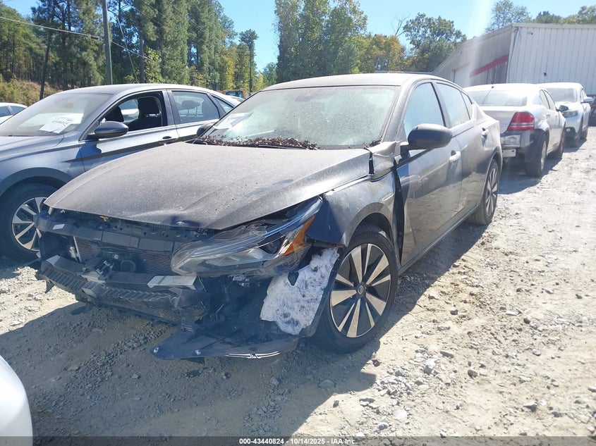 1N4BL4DV4MN372677 2021 NISSAN ALTIMA photo no. 2