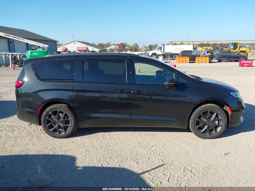 2022 Chrysler Pacifica Limited Awd VIN: 2C4RC3GG8NR156500 Lot: 43440888