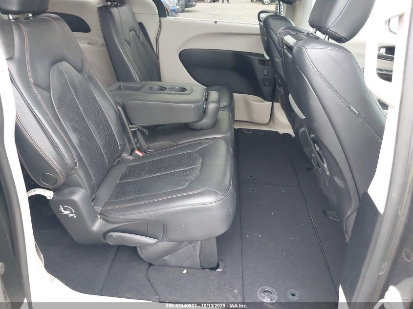 2017 Chrysler Pacifica Touring-L Plus VIN: 2C4RC1EG4HR712443 Lot: 43440893