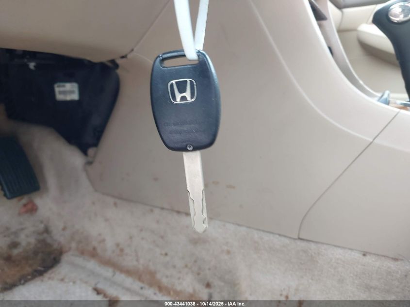 2004 Honda Accord 2.4 Ex VIN: 1HGCM56844A027747 Lot: 43441038