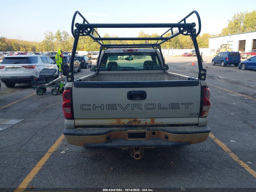 2005 Chevrolet Silverado 1500 Work Truck VIN: 1GCEC14V65Z336473 Lot: 43441053