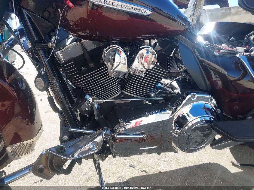 2011 Harley-Davidson Flhtk VIN: 1HD1KEM1XBB605714 Lot: 43441068