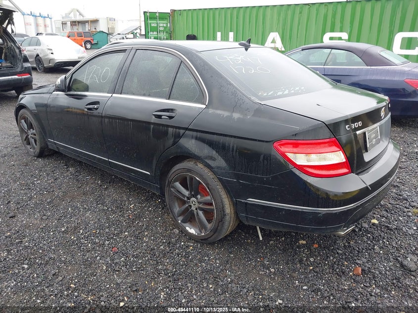 2008 Mercedes-Benz C 300 Luxury 4Matic/Sport 4Matic black sedan gasoline WDDGF81X88F172542 photo #4