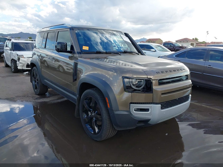 LAND ROVER DEFENDER 110 FIRST EDITION