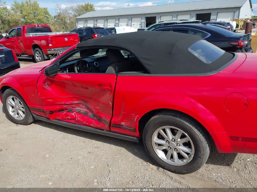 2007 Ford Mustang V6 Deluxe/V6 Premium VIN: 1ZVFT84N475327923 Lot: 43441133