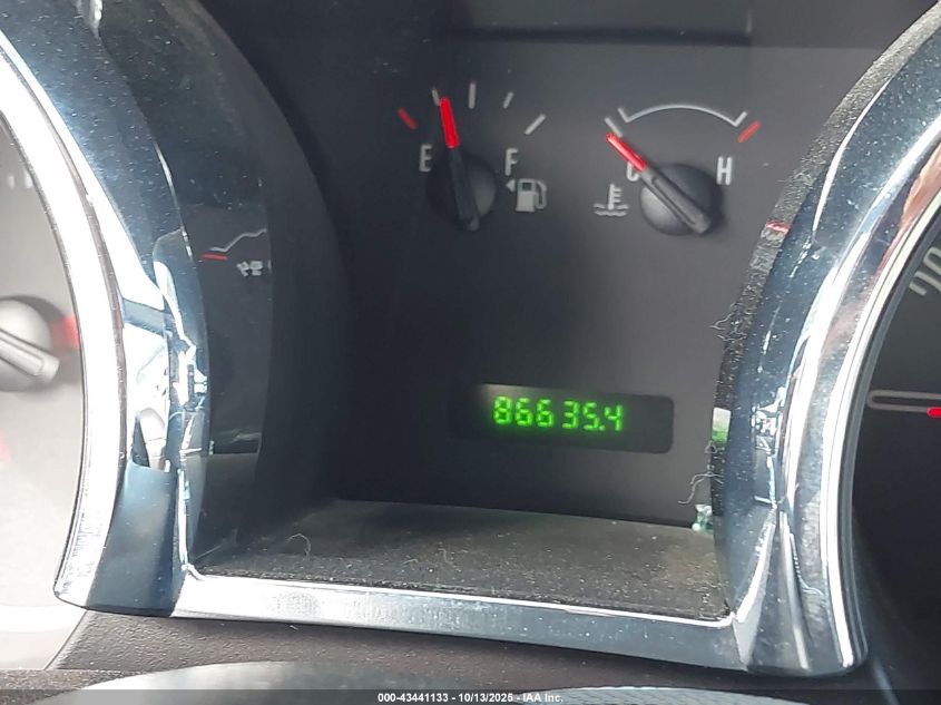 2007 Ford Mustang V6 Deluxe/V6 Premium VIN: 1ZVFT84N475327923 Lot: 43441133