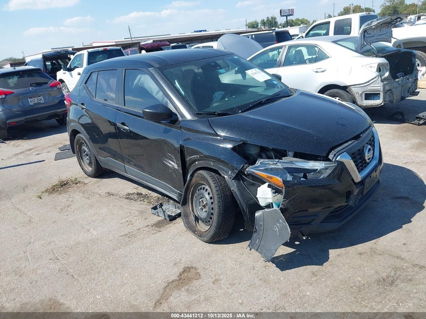 NISSAN KICKS S XTRONIC CVT