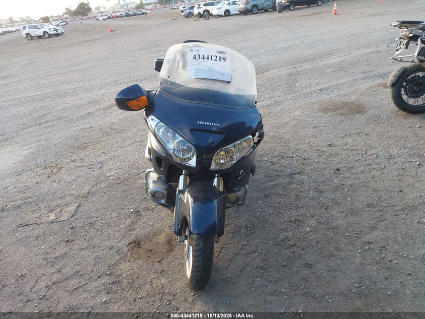 1HFSC47G39A803716 2009 HONDA GL1800C photo no. 5