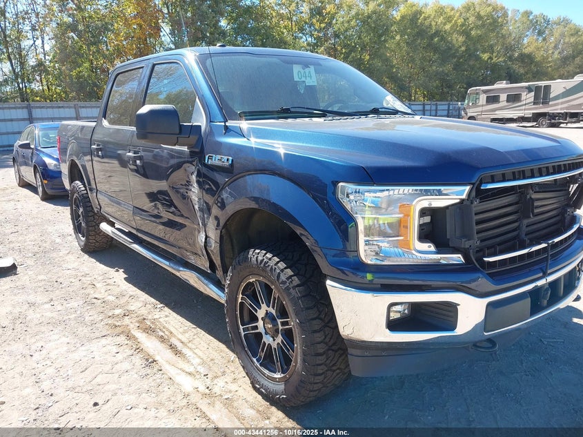 FORD F-150 XLT