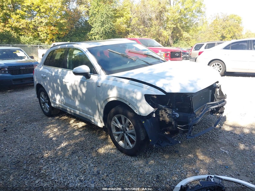 AUDI Q3 PREMIUM 45 TFSI S LINE QUATTRO TIPTRONIC