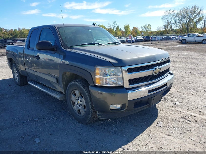CHEVROLET SILVERADO 1500 LT