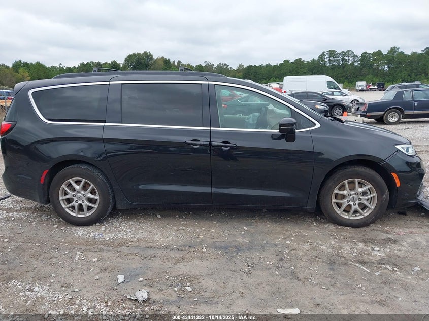 2022 Chrysler Pacifica Touring L VIN: 2C4RC1BG8NR213063 Lot: 43441332