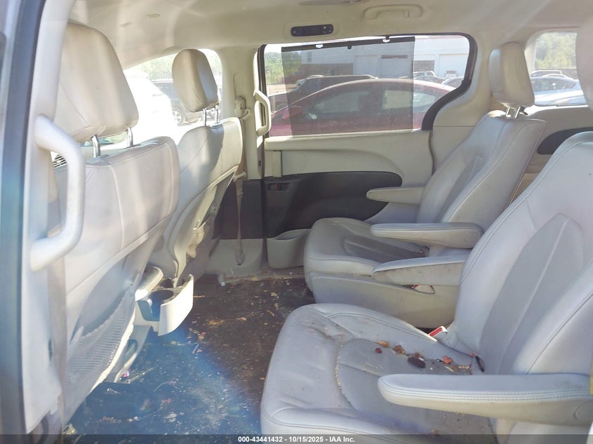 2C4RC1L71JR124850 2018 CHRYSLER PACIFICA photo no. 8