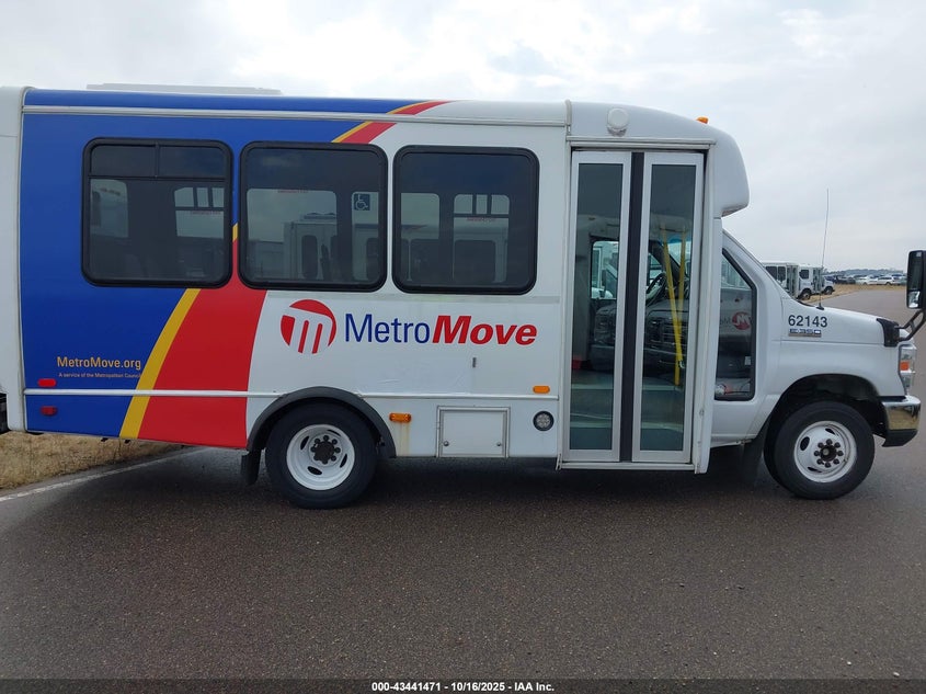 2018 Ford E-350 Cutaway VIN: 1FDEE3FS2JDC33160 Lot: 43441471