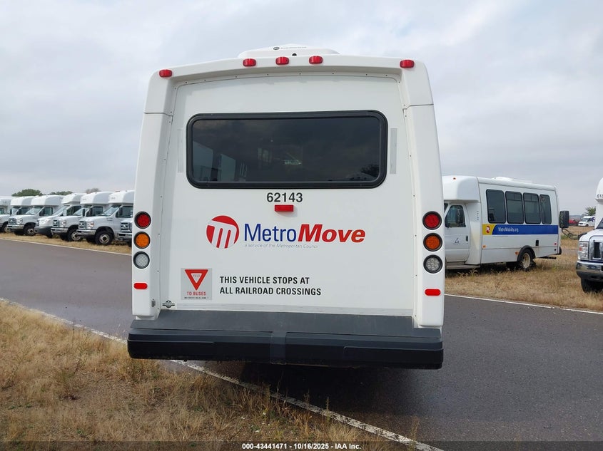 2018 Ford E-350 Cutaway VIN: 1FDEE3FS2JDC33160 Lot: 43441471