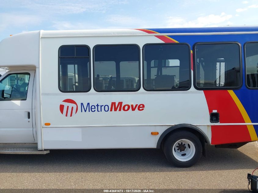 2017 Ford E-450 Cutaway VIN: 1FDFE4FS5HDC67338 Lot: 43441473