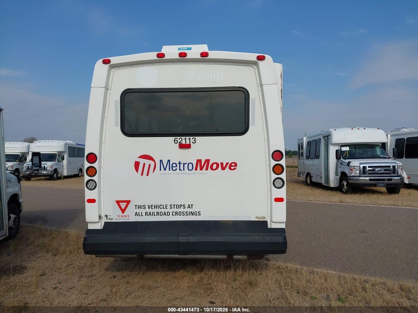 2017 Ford E-450 Cutaway VIN: 1FDFE4FS5HDC67338 Lot: 43441473