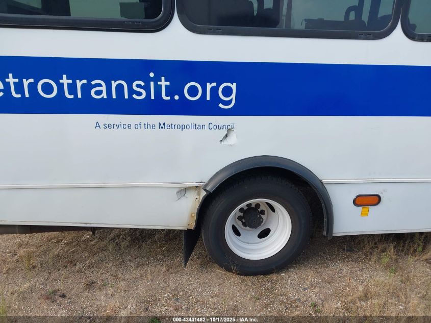 2017 Ford E-450 Cutaway VIN: 1FDFE4FSXHDC77718 Lot: 43441482