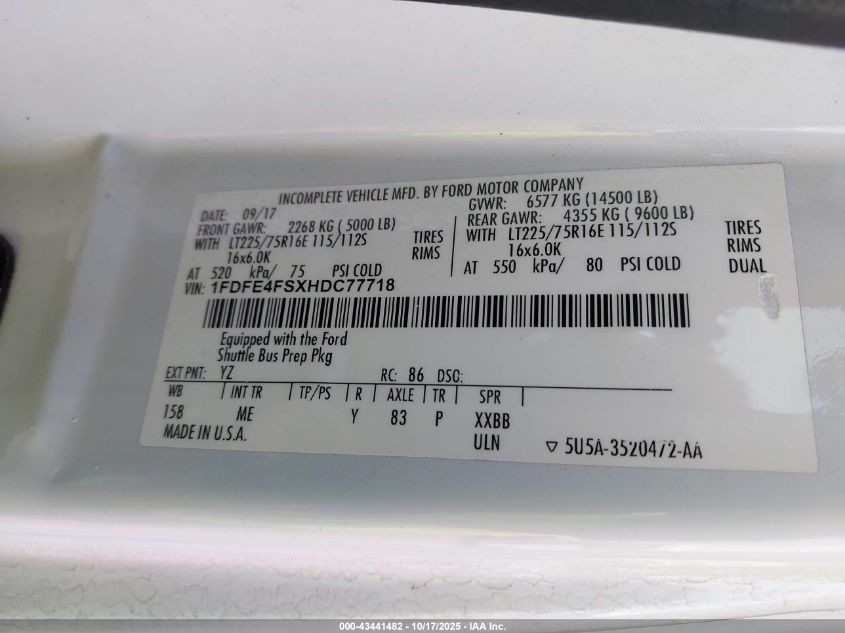 2017 Ford E-450 Cutaway VIN: 1FDFE4FSXHDC77718 Lot: 43441482
